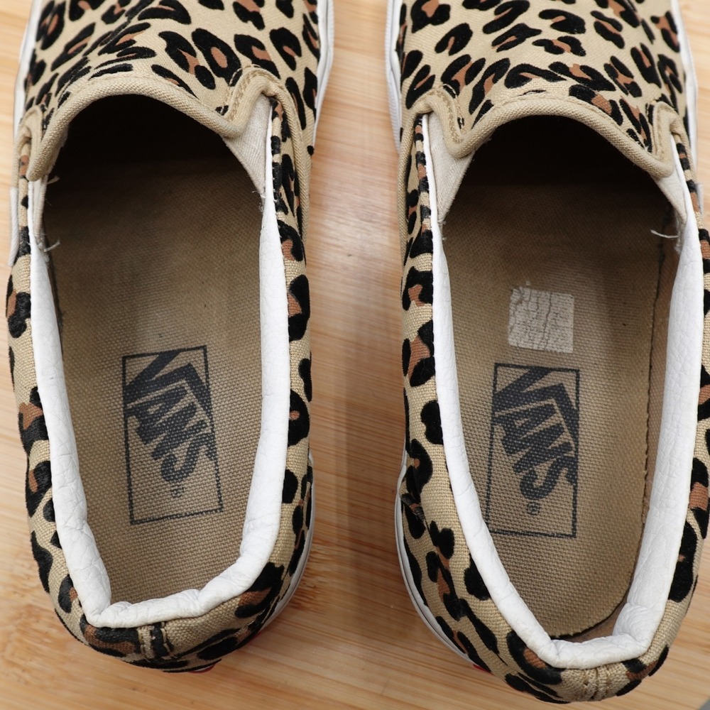 Vans Shoes Womens 8 Tan Leopard Print Classic Slip On Sneakers Low Top Flaw - Picture 8 of 10